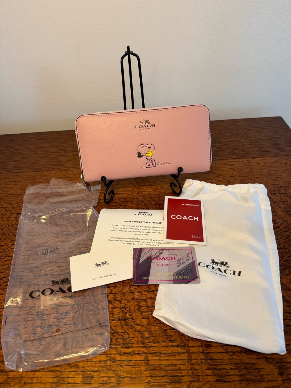 NWT Coach x Peanuts Snoopy Woodstock Accordion Leather Zip Wallet